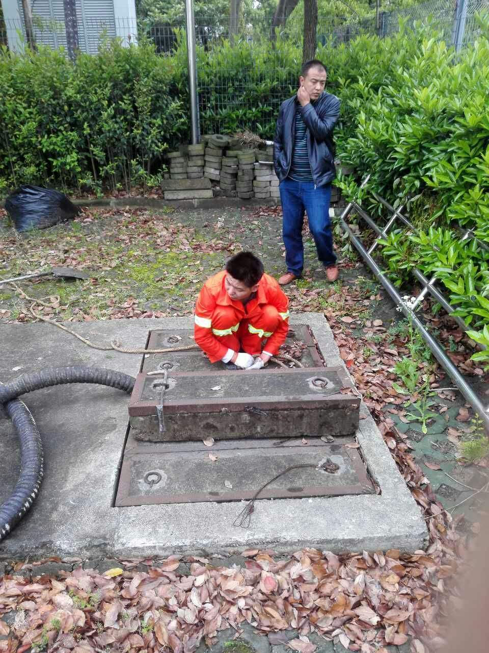 梅里斯达斡尔族吸污抽粪
